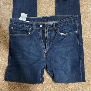 Levi’s dark wash